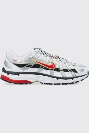 Nike Baskets Femme couleur