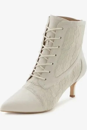 Lascana Bottines à lacets détails en dentelle tendance -