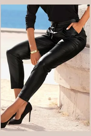 Lascana Pantalon de jogging décontracté au look léopard -