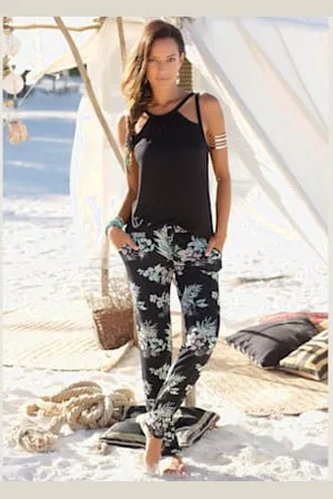 Lascana Pantalon de plage pantalon en tissu léger en viscose -