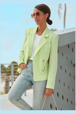 Lascana Blazer court blazer doublé avec col à revers pour elle -