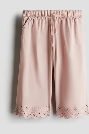 H&M Pantalon court avec broderie anglaise