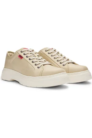 HUGO BOSS Chaussures derby à la tige texturée avec semelle extérieure en EVA