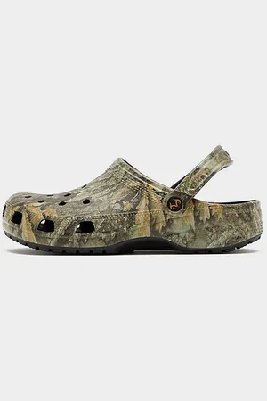 Crocs X Realtree APX Classic Clogs -