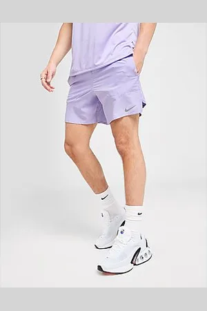 Nike Stride Shorts -