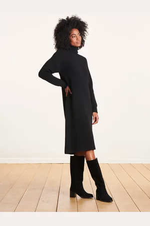 La Fee Maraboutee Robe mi-longue ample en maille noire col roulé