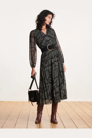 La Fee Maraboutee Robe longue plissée en voile imprimé kaki et noir