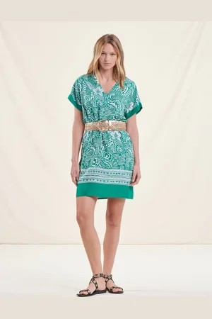 La Fee Maraboutee Robe courte vert chlorophylle fleurie manches courtes