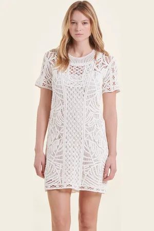 La Fee Maraboutee Robe courte en crochet écru manches courtes