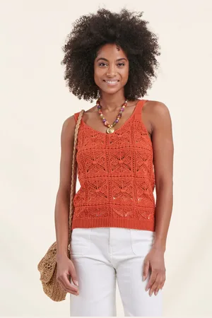 La Fee Maraboutee Débardeur orange en maille crochet encolure V