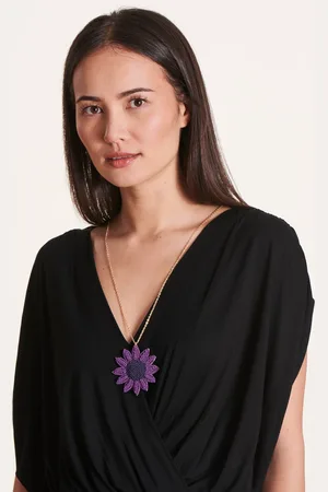 La Fee Maraboutee Collier pendentif fleur violette avec perles