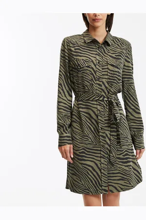 Freeman T Porter Robe Courte Boutonnée