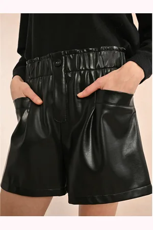 Molly Bracken Short En Simili