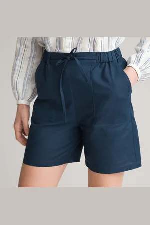 ANNE WEYBURN Short Lin Majoritaire