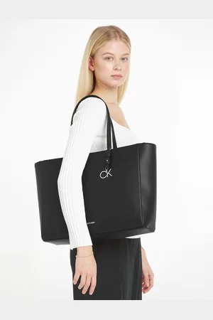 Calvin Klein Sac Cabas Grand Volume