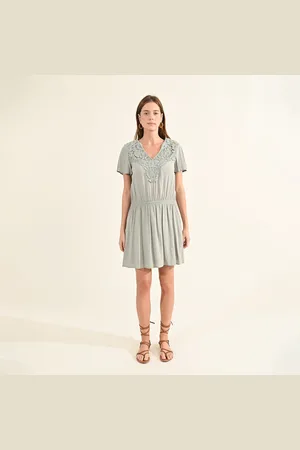 Molly Bracken Robe Courte Détails Brodés