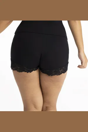 Dorina Short avec bord en dentelle