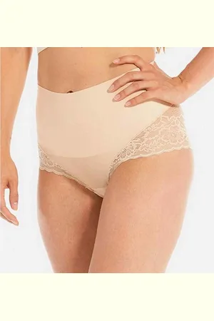 MAGIC Bodyfashion Culotte ventre-plat gainante avec dentelle Beige