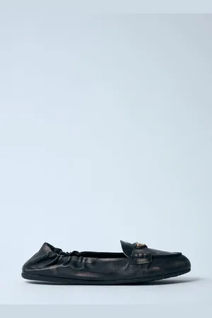Prada Logo Plaque Loafters - Femme Chaussures Plates Eu - 36