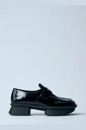 Prada Equal Brushed Leather Loafers - Femme Mocassins Eu - 37