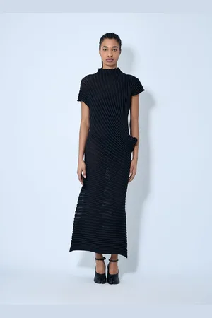 Issey Miyake Stream Knit Dress - Femme Robes 2