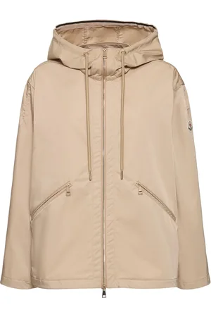 Moncler Veste En Tissu Technique À Capuche Cassiopea