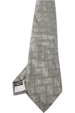 Fendi Homme, Pre-owned, Gris, Taille: ONE Size Pre-owned Soie accessoires-de-bureau