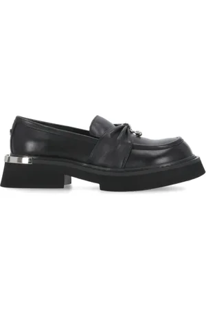 Cult Femme, Chaussures, Noir, Taille: 38 EU Mocassins en cuir noir avec détail en métal