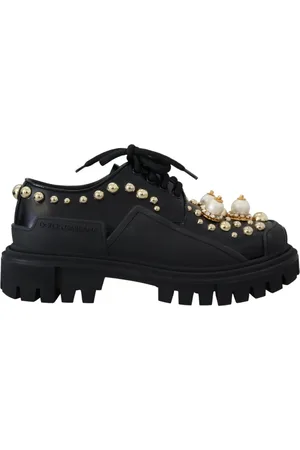 Dolce & Gabbana Femme, Chaussures, Noir, Taille: 36 EU Derby de trekking en cuir noir avec clous dorés