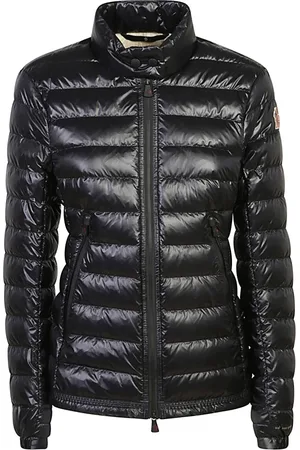 Moncler Femme, Vestes, Noir, Taille: 36 FR Veste Courte en Duvet Noire à Capuche Medonte avec Ruchés et Matelassage