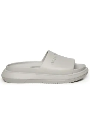 Emporio Armani Homme, Chaussures, Gris, Taille: 42 EU Sandales Grises avec Logo 100% Caoutchouc