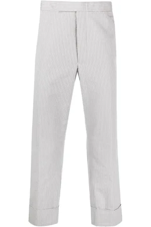 Thom Browne Homme, Pantalons, Gris, Taille: L Pantalon à Rayures avec Patte de Serrage Arrière