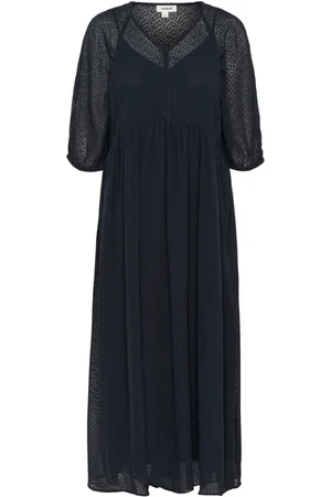 Soaked in Luxury Femme, Robes, Noir, Taille: 42 FR Robe Maxi avec Superposition en Maille Night Sky