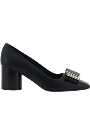 Salvatore Ferragamo Femme, Chaussures, Noir, Taille: 40 1/2 EU Escarpins en Cuir avec Bout Géométrique et
