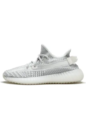 Yeezy Homme, Chaussures, Blanc, Taille: 43 1/3 EU Baskets Modernes Blanches/Grises V2
