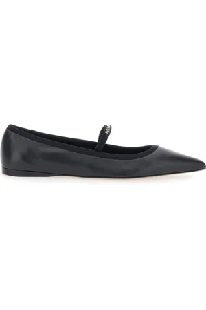 Salvatore Ferragamo Femme, Chaussures, Noir, Taille: 38 EU Chaussures plates noires style Carice Ballet