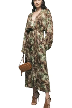 GAËLLE Femme, Robes, Multicolore, Taille: 36 FR Long caftan en satin avec ceinture et pendentif