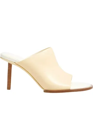 Jacquemus Femme, Chaussures, Blanc, Taille: 38 EU Mules à talons hauts crème Rond Carre