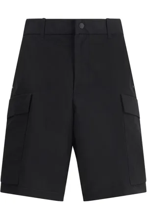 Moncler Homme, Shorts, Noir, Taille: L Shorts Cargo Élégants avec Patch Iconique