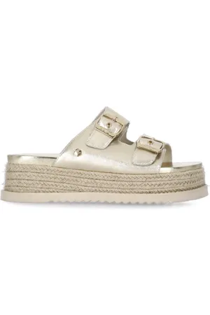 Cult Femme, Chaussures, Jaune, Taille: 36 EU Sandales en cuir doré avec détails en raphia