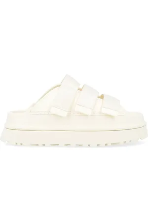 UGG Femme, Chaussures, Blanc, Taille: 38 EU Sandale GoldenGlow en tissu blanc