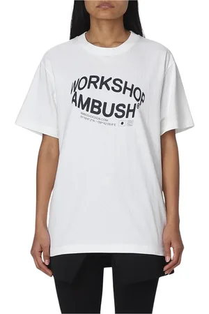 AMBUSH Femme, Tops, Blanc, Taille: 38 FR Tee-shirt à Texte Courbé pour Femmes