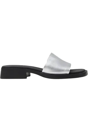 Camper Femme, Chaussures, Gris, Taille: 38 EU Sandales Grises à Talon Bas
