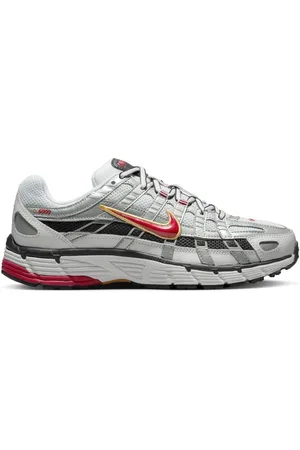 Nike Femme, Chaussures, Gris, Taille: 37 1/2 EU Baskets Femme P-6000 Printemps 2019