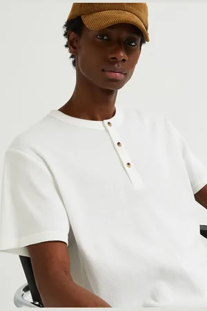 Monoprix T-shirt manches courtes col tunisien gaufré en coton BIO GOTS