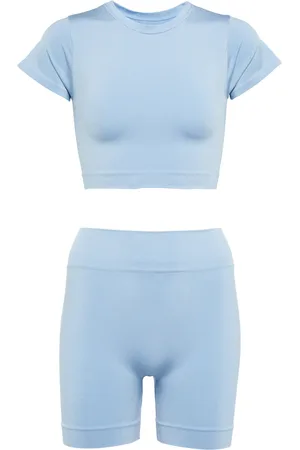 PRISM Ensemble top raccourci Mindful et short Composed