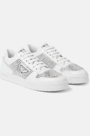 Prada Baskets en cuir à cristaux