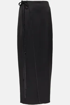 Nanushka Jupe longue cache-cœur Racha en satin