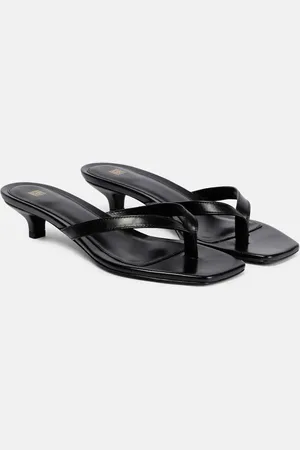 Totême Tongs en cuir