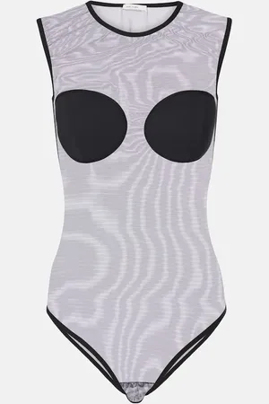 Nensi Dojaka Body en mesh